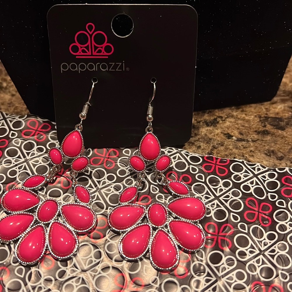 Colorfully Canopy Pink Earrings